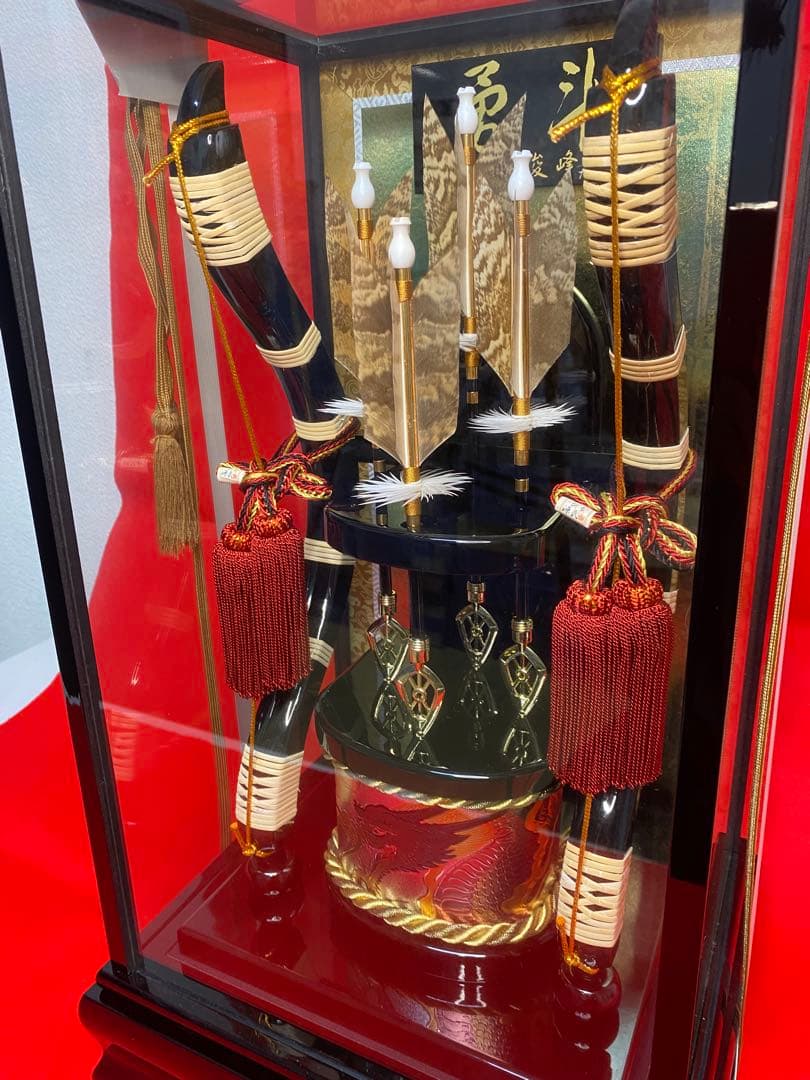 破魔弓　ガラスケース１５号・間口約２８×奥行約２４×高さ約５０㎝