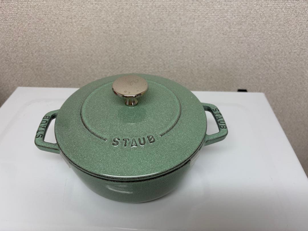 ストウブ　ワナベ16cm セージグリーン