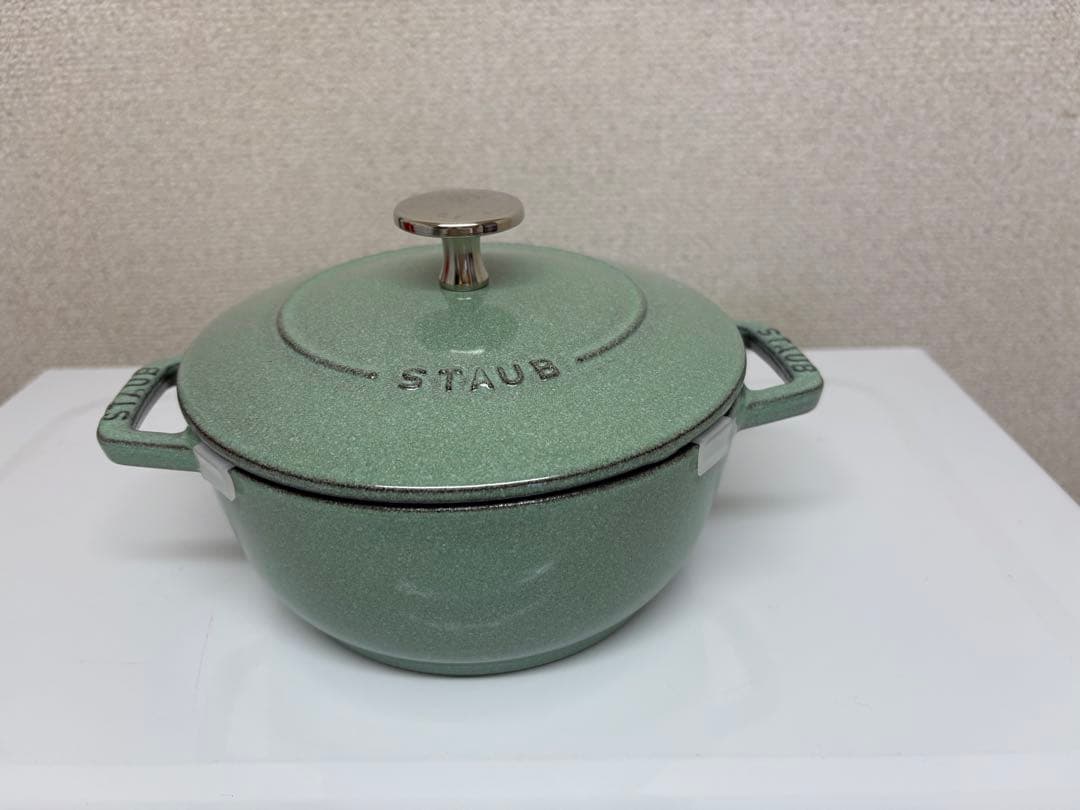 ストウブ　ワナベ16cm セージグリーン