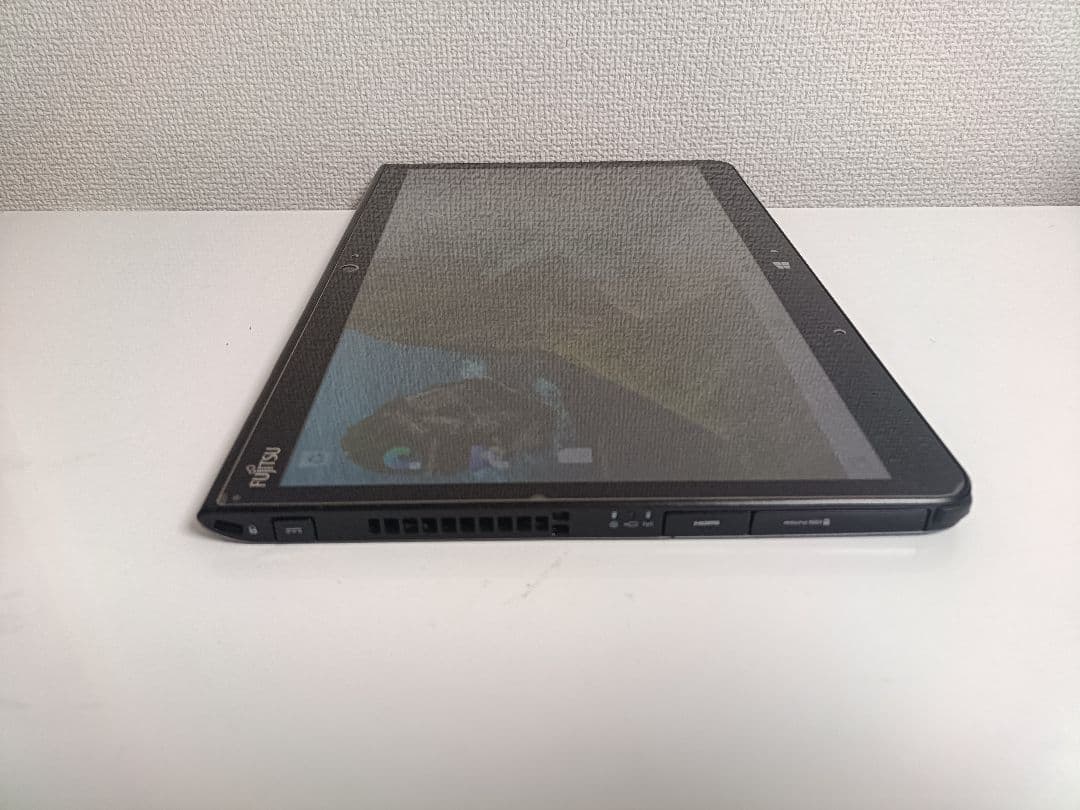 FUJITSU 13.3型 タブレットPC (Q775/K) 5