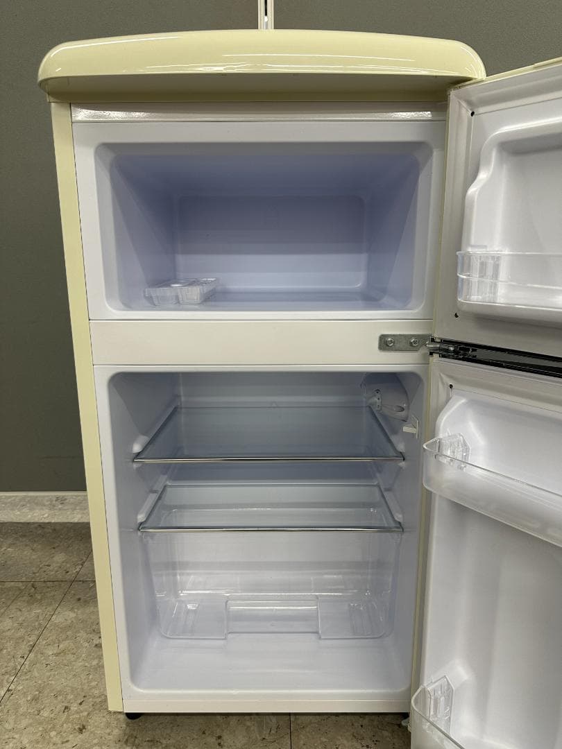 オーヤマ 冷蔵庫　昭和レトロ　PRR-082D-W　81L　2023年製ホワイト