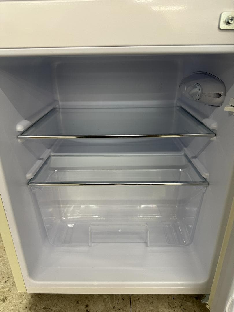 オーヤマ 冷蔵庫　昭和レトロ　PRR-082D-W　81L　2023年製ホワイト