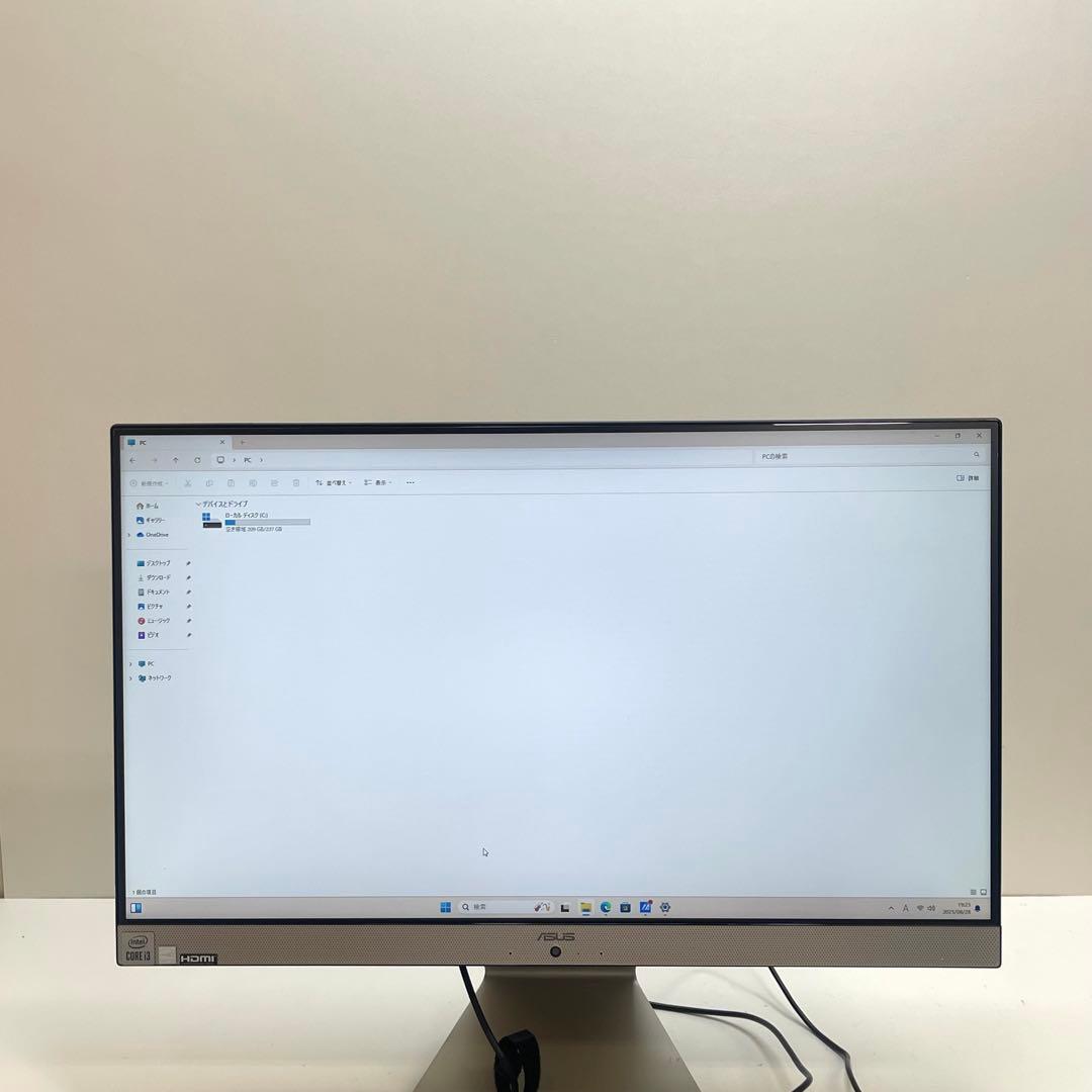 ASUS Vivo AIO V222FA 21.5型 i3-10110U 8GB