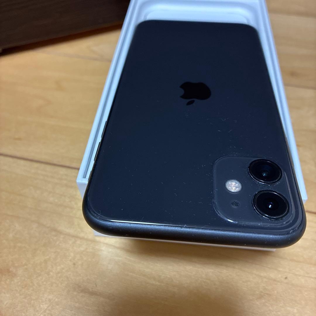 Apple iPhone 11 【 ブラック 】+オマケ付き