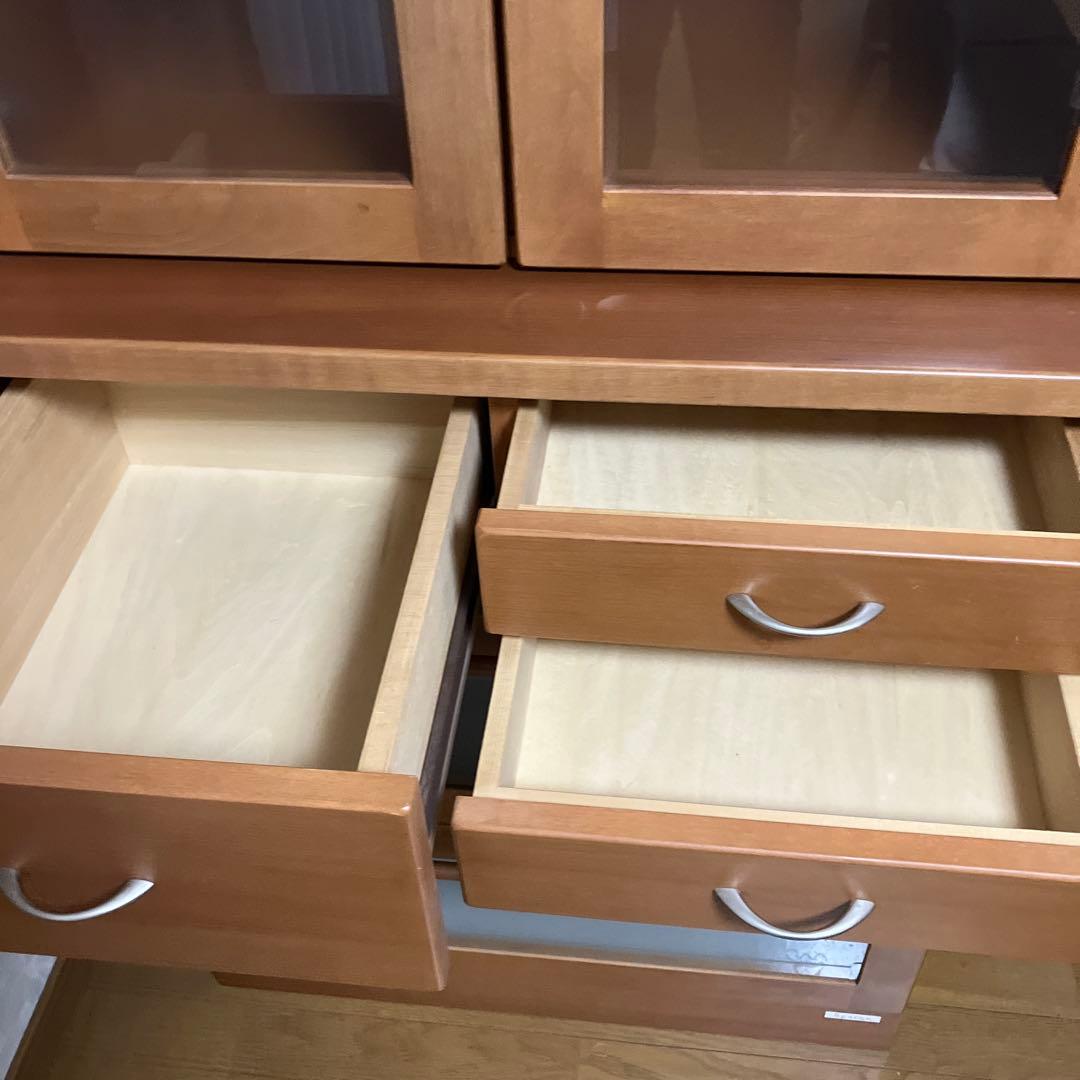 天然木使用　国産　食器棚