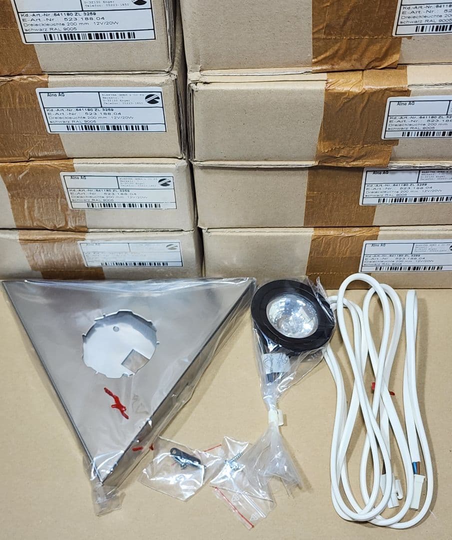 食器棚下トライアングル ハロゲンライト ライト 16セット+トランス×4