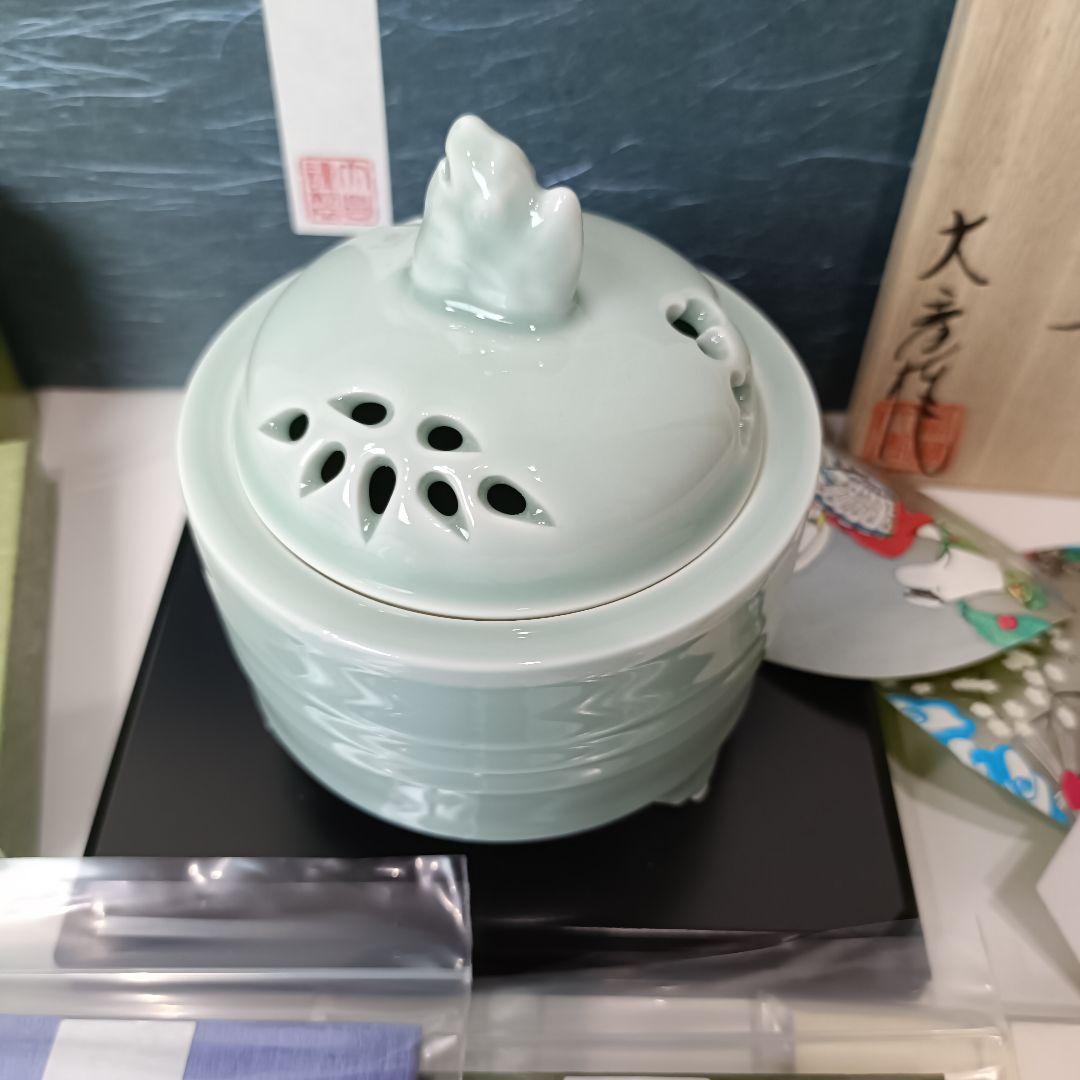 未使用級 鍋島焼 青磁 香炉 大秀作 共箱 沈香 香木セット 香道 茶道