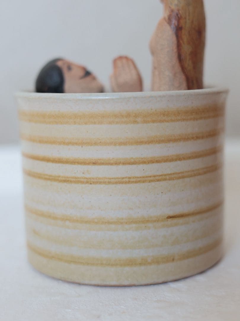 リサラーソン 蓋付壷