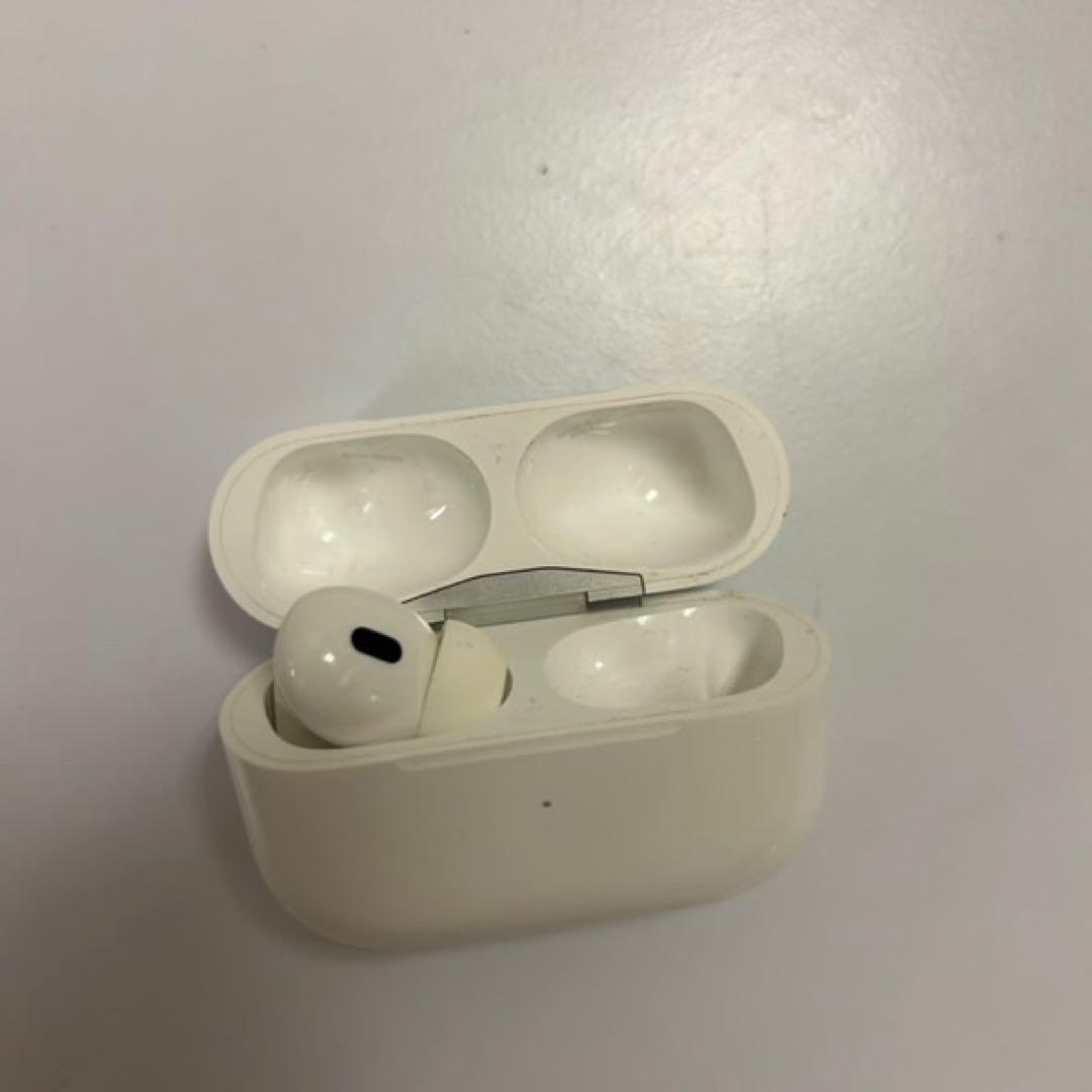 Apple AirPodsPro 第二世代　A2699 左耳+ケース