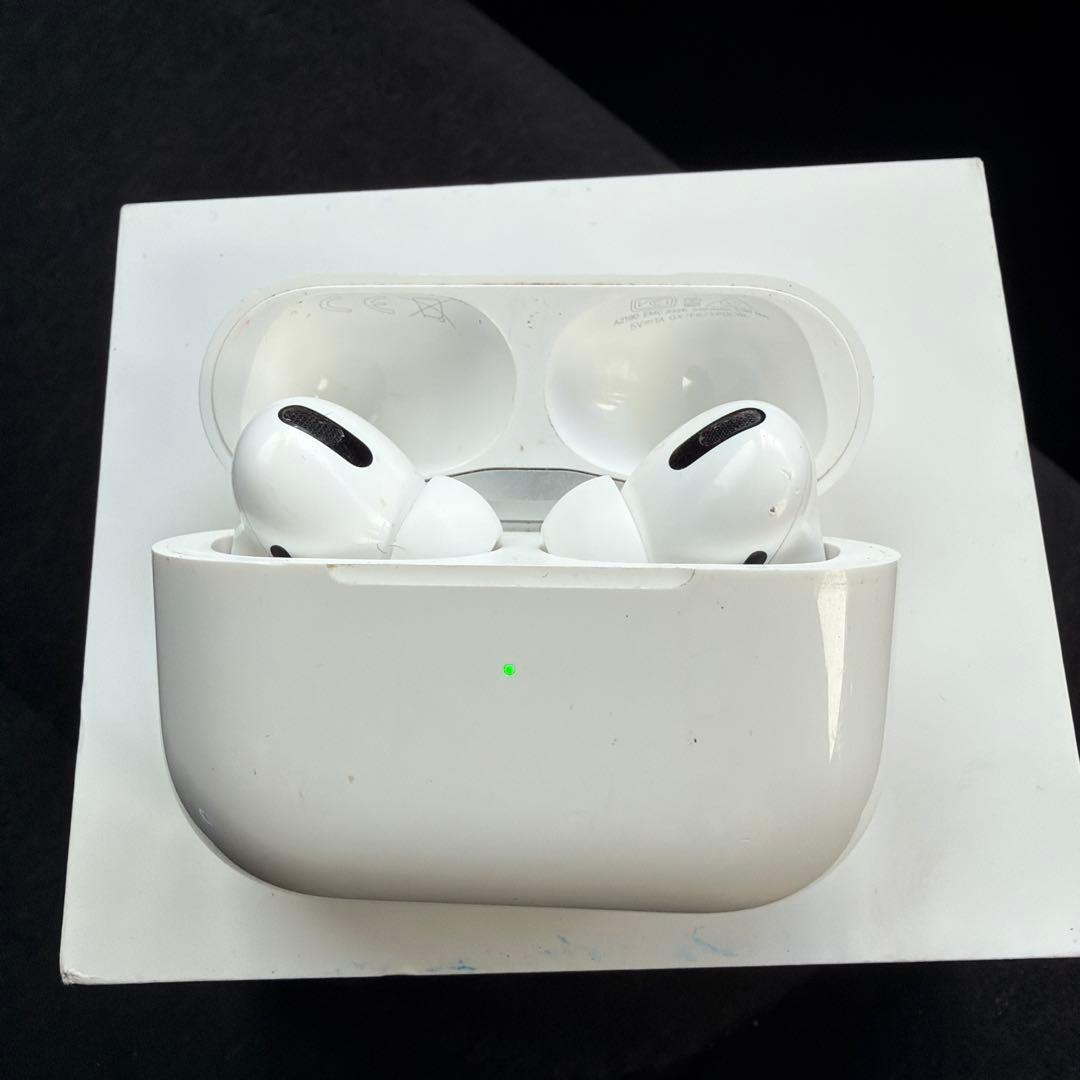 AirPods Pro 本体 ホワイト 充電ケース付き
