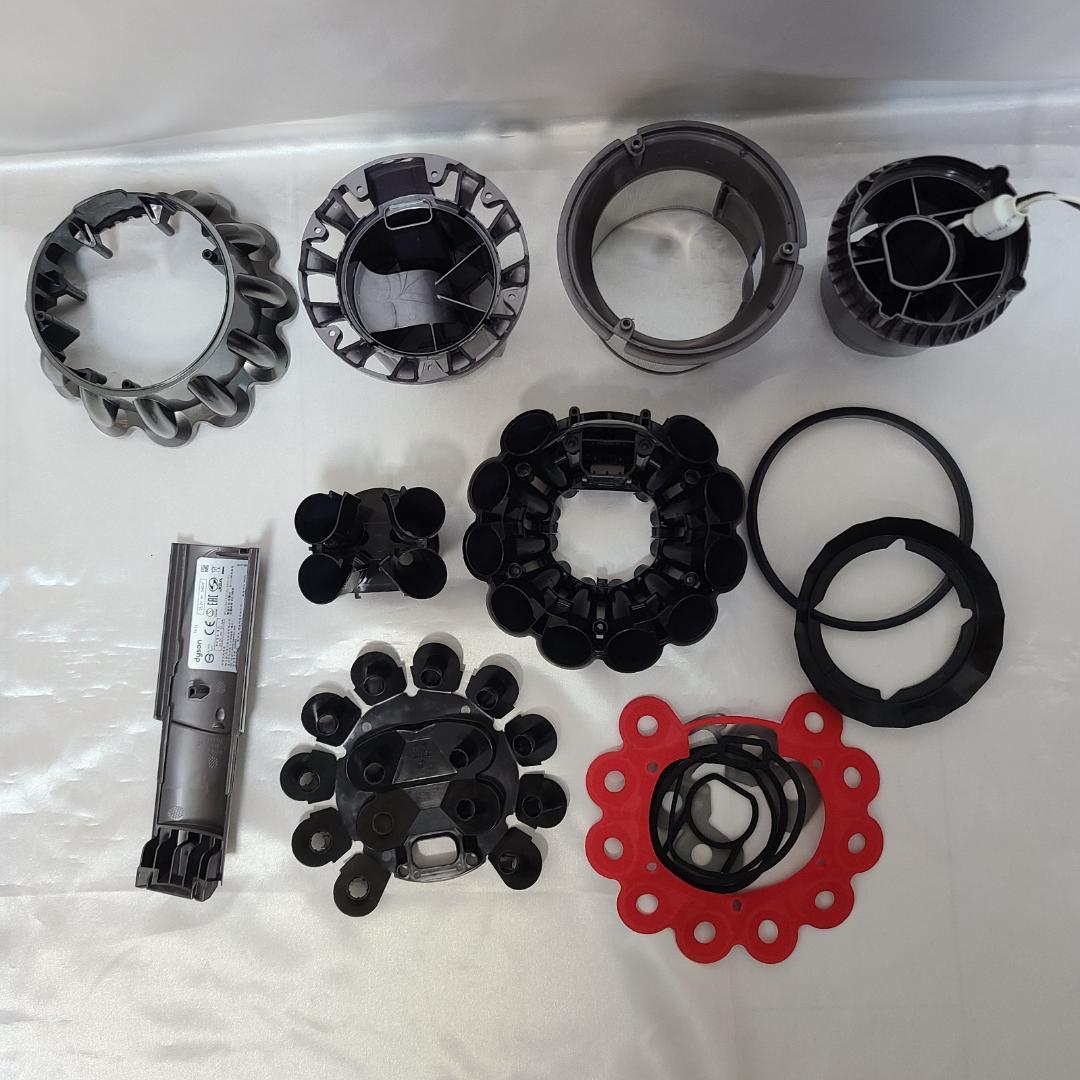 ダイソン V11(SV15)分解洗浄メンテナンス済