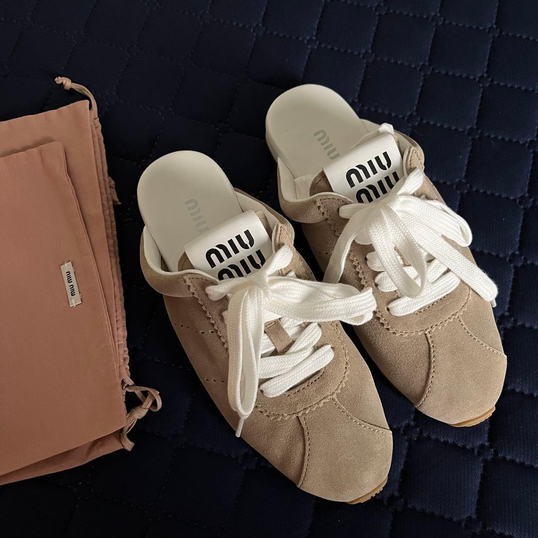 miumiu プルームスエードミュール 新品未使用