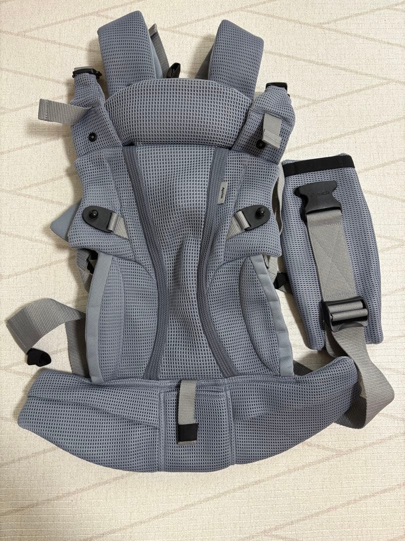 2024年4月購入【付属品完備】Aprica アップリカ ラクリス 抱っこ紐