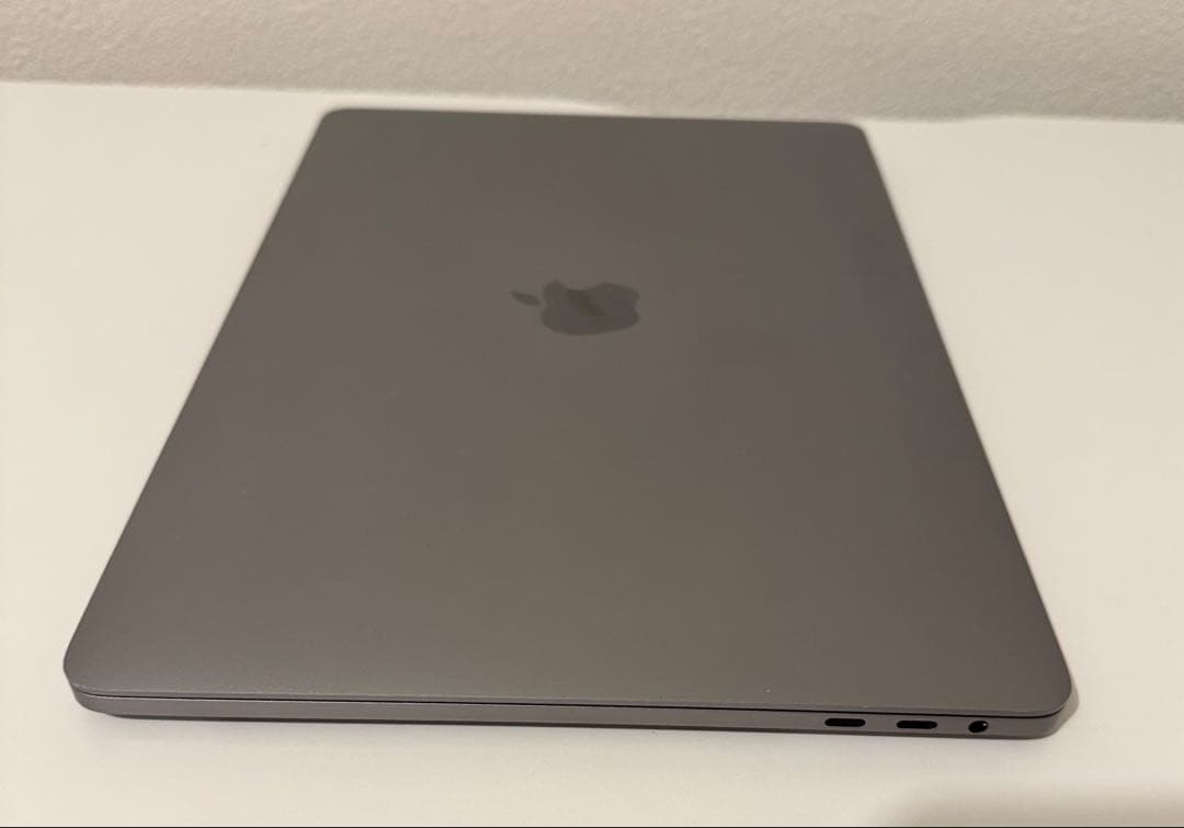 美品 Macbook Pro A1706 13インチ 今年最新mac os