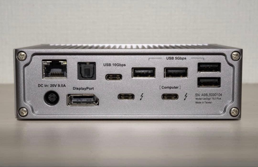 CalDigit TS3 plus HDMIアダプタ付き