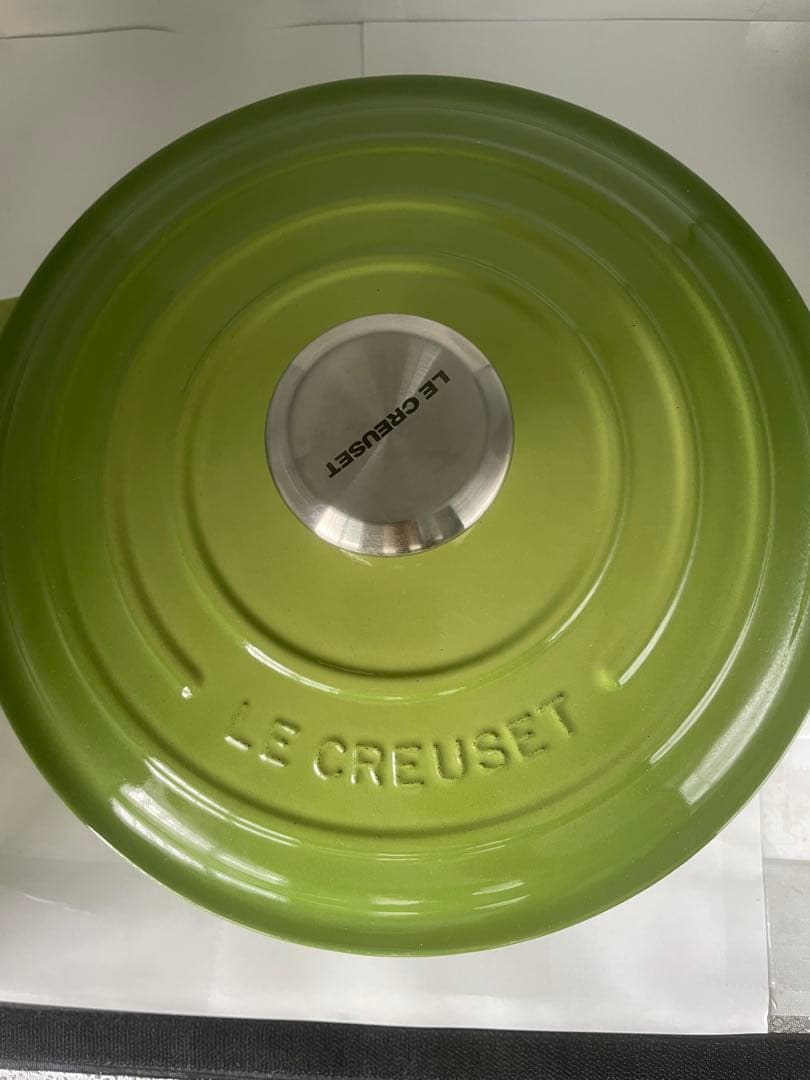 le creuset 鍋　ル・クルーゼ ココット・ロンド 24cm グリーン