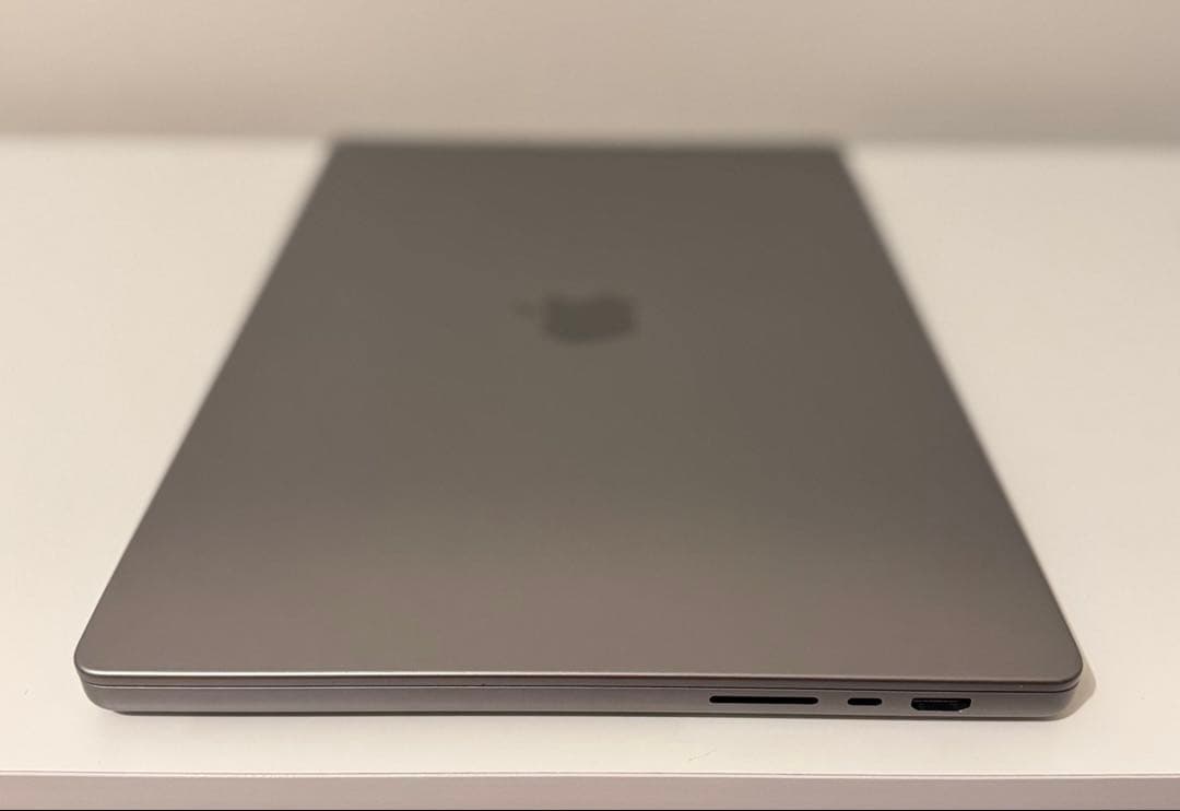 美品 Macbook Pro 2021 16インチ M1 pro Office有