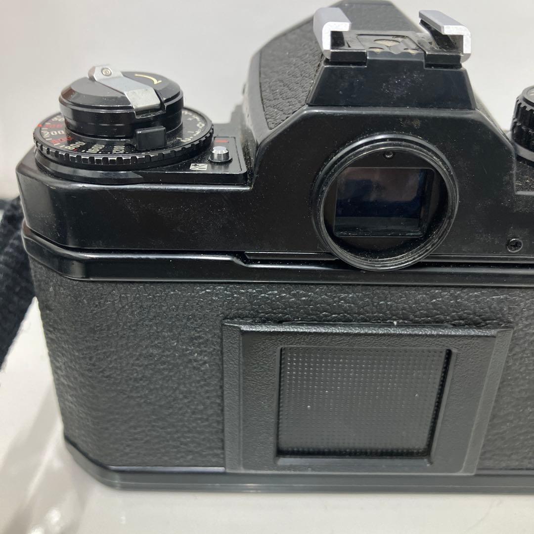 カ*有様 Nikon FE2 ブラックボディ　フィルム一眼レフ　カメラ