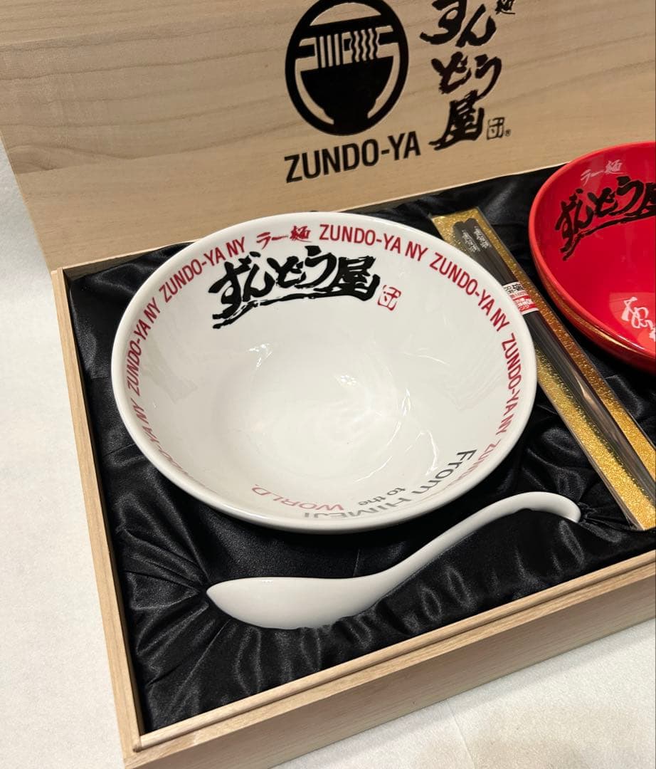 ずんどう屋 ラーメン鉢 紅白 ラー麺 鉢 レンゲ 箸 セット レア品 木箱
