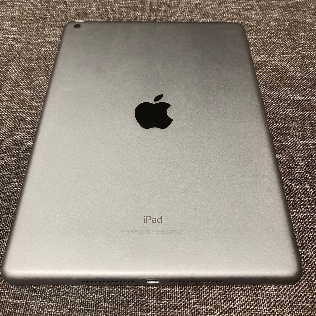 Apple 第６世代 iPad Wifi スペースグレー 本体 128GB