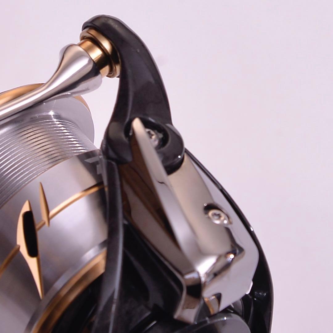 ダイワ ルビアス LT2500-XH スピニングリール