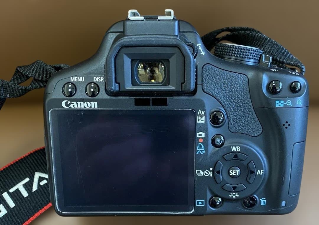 ナ*ナ様 Canon EOS Kiss X3 デジタル一眼レフカメラ