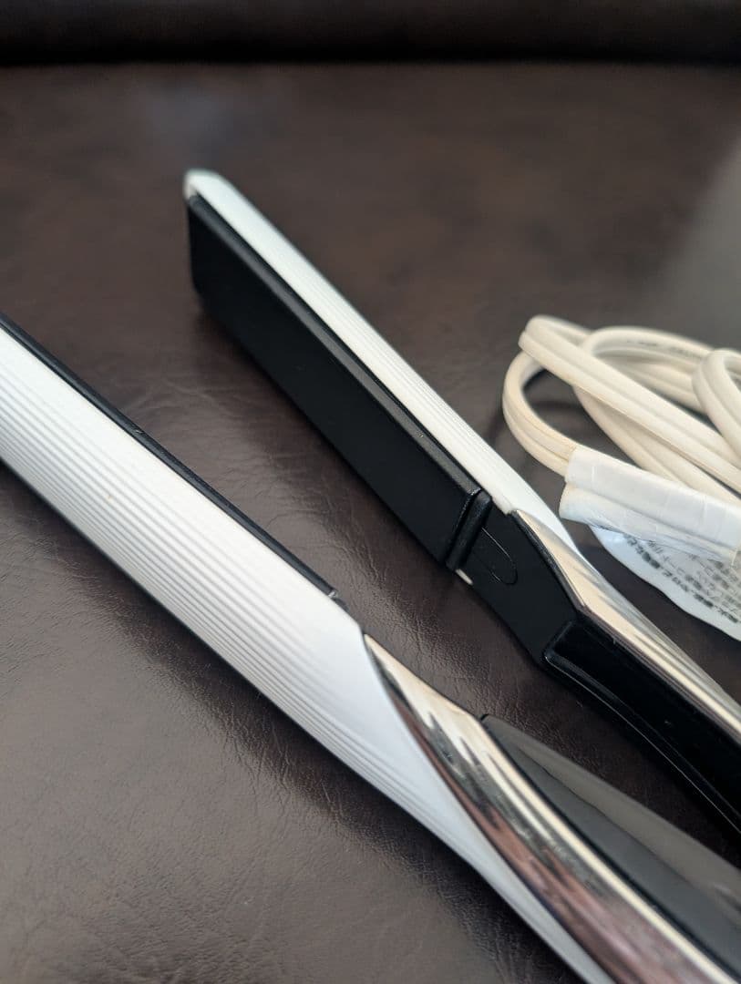 リファ ストレートアイロン