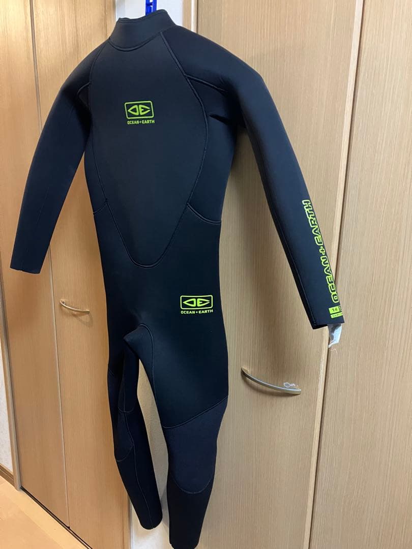 ふ*木様 ウェットスーツ キッズXL4-5㎜OCEAN&EARTHオーシャンアン