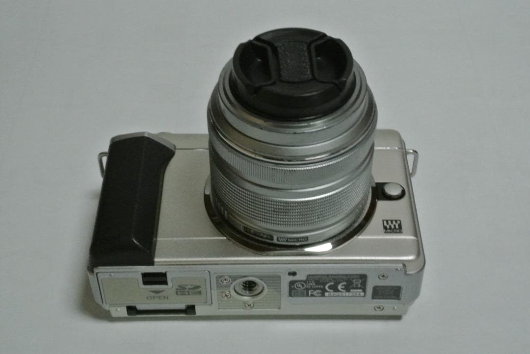 【ジャンク・訳あり】OLYMPUS PEN E-PL1 第3世代レンズセット