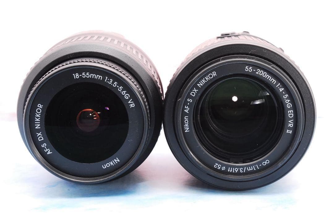 Nikon D5300★Wi-Fi搭載★一眼レフカメラ★手ぶれ補正Wレンズ