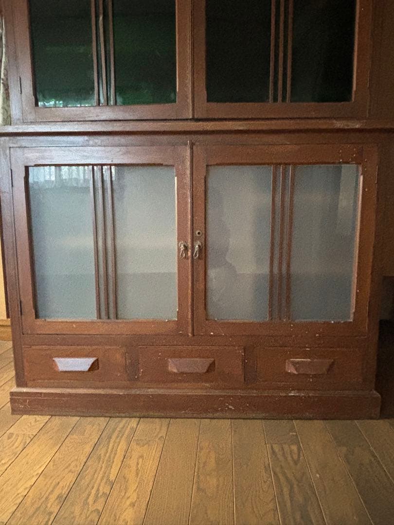 木製ディスプレイキャビネット