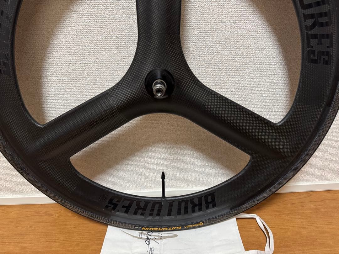 ブローチャーズ　BROTURES T3 バトンホイール　フロント　ストラップ込み