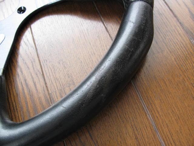 MOMO MARTINI RACING 　マルティニ　レーシング　バージョン