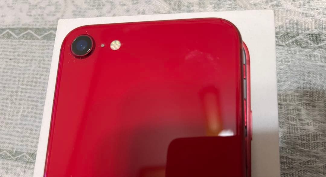 美品iPhone SE 第2世代　64GB PRODUCT(RED)