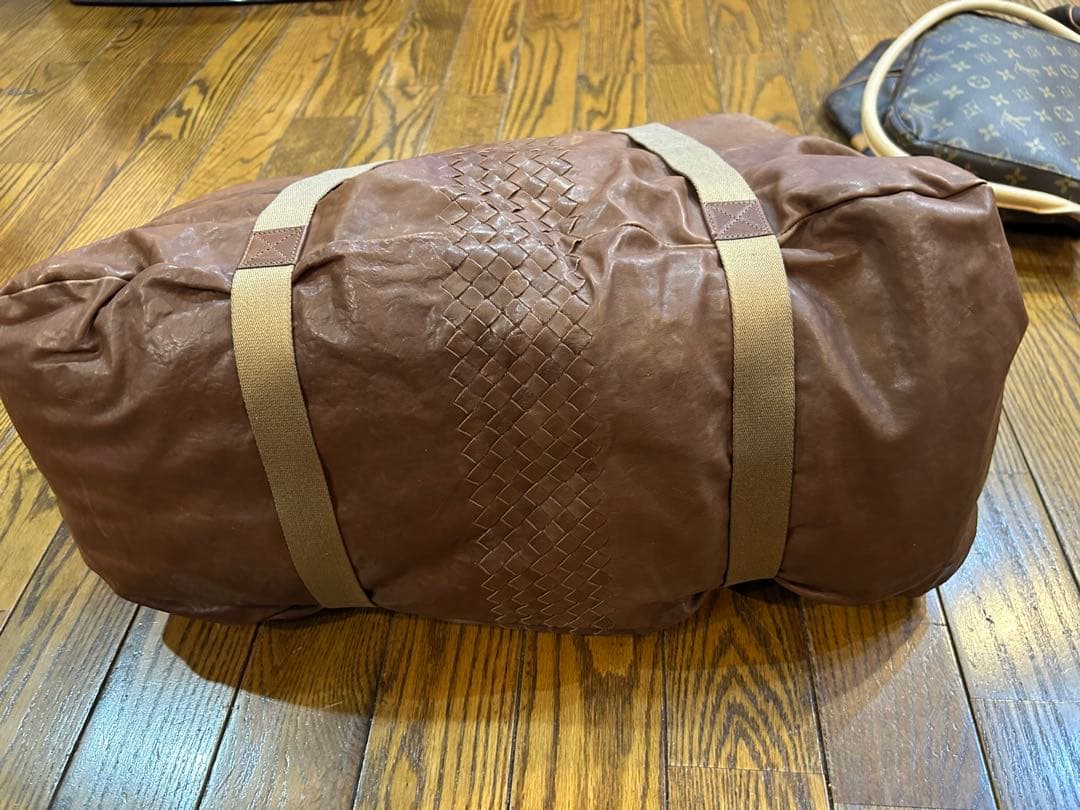 ボッテガヴェネタ イントレチャート レザー ボストンバッグ