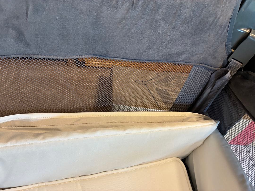 新品同様アップリカ　ココネルエアープラスAB