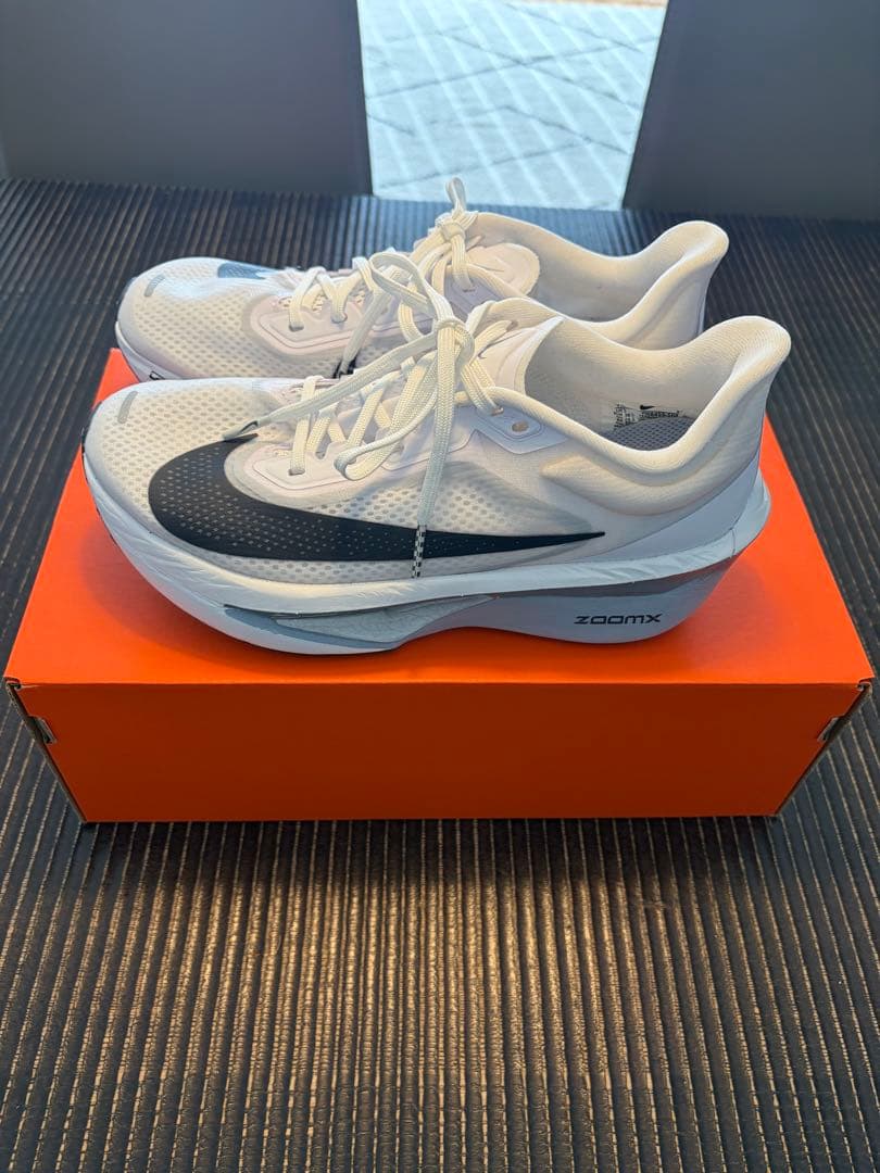 試走のみ美品【NIKE】ZOOMFLY 6 24.5cm 箱あり！