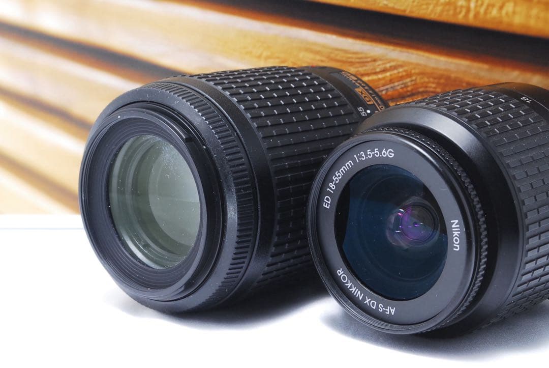 Nikon D5300 ダブルズームキット　デジタル一眼レフカメラ　Wi-Fi