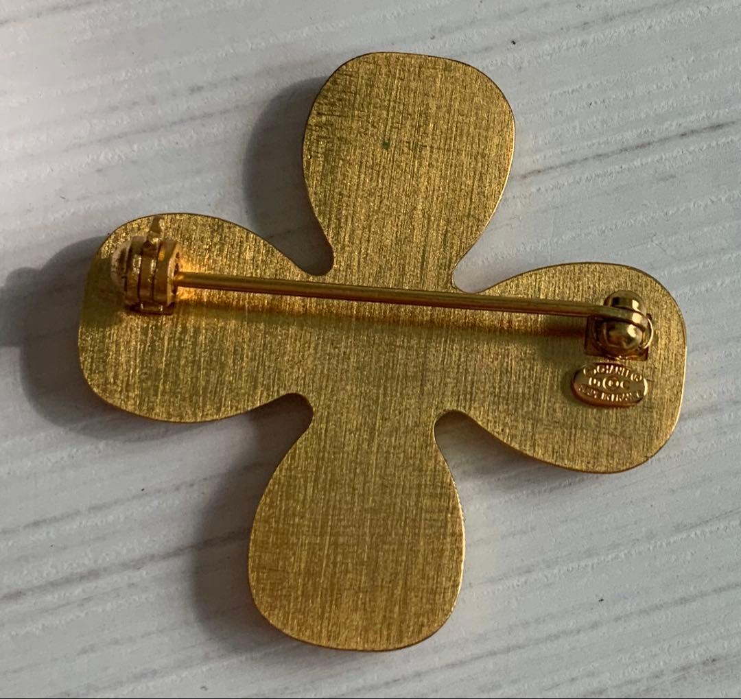 中古　美品　CHANEL ゴールド　フラワー　ブローチ