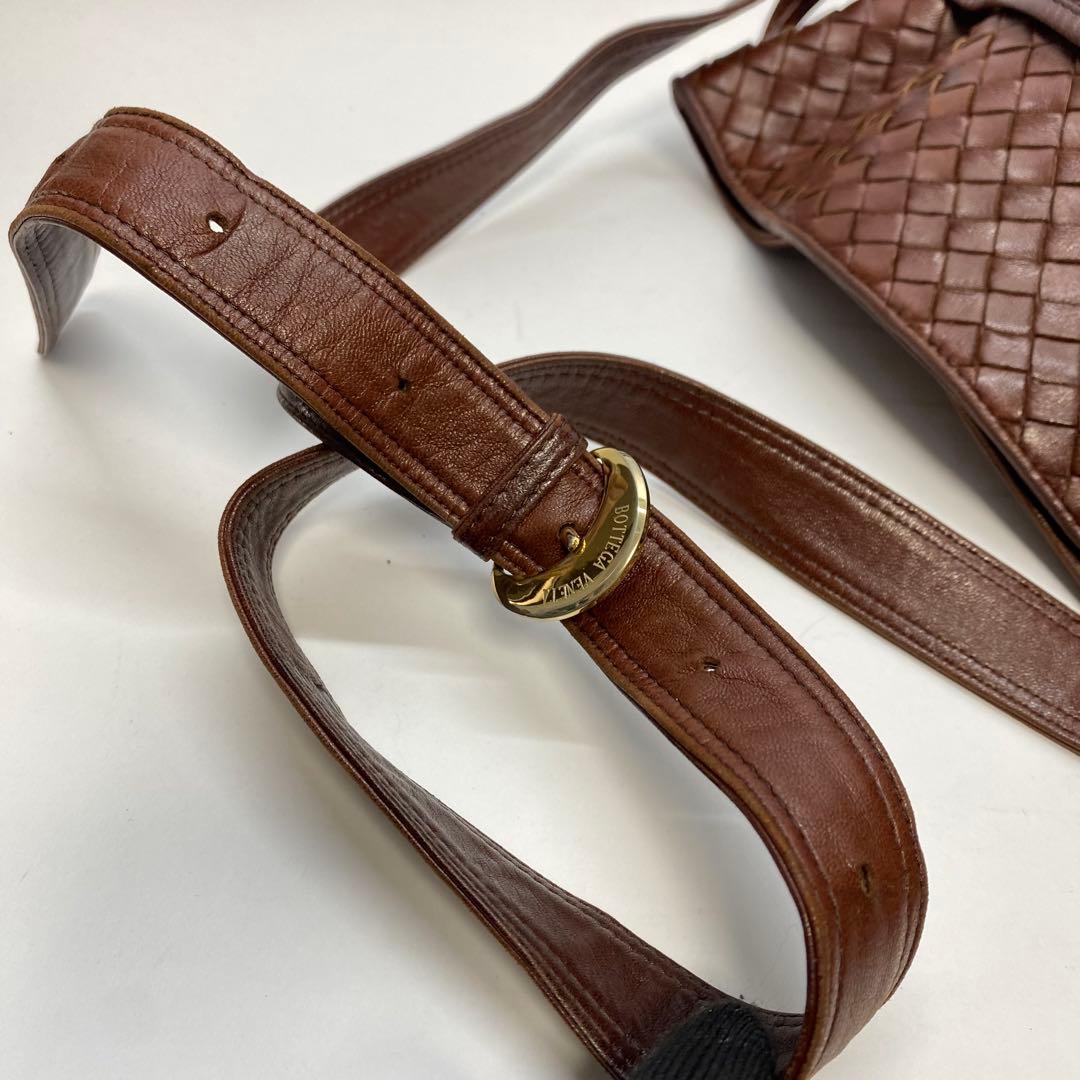 ボッテガヴェネタ ブラウンショルダーバッグ 巾着 イントレチャート