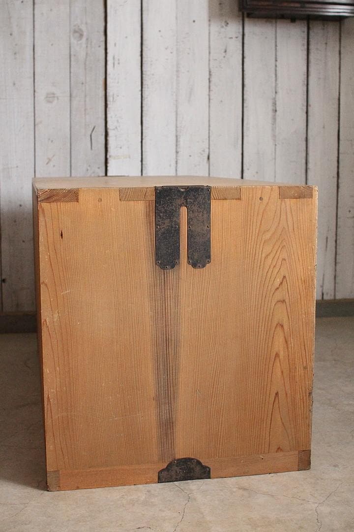 味のある古いガラス戸棚×木製小引き出し3杯　食器棚　収納　古家具　古民家