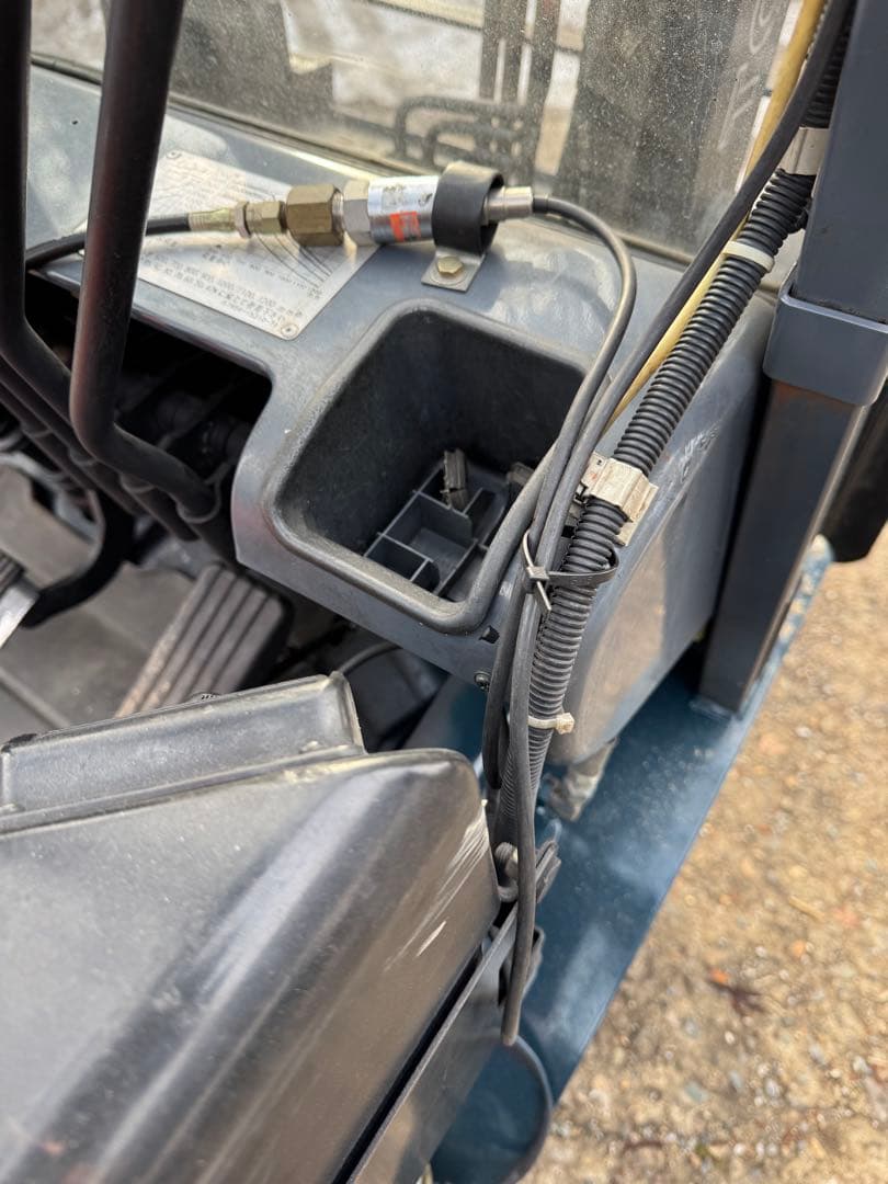 トヨタフォークリフト１.８ジィーゼル、サイドシフトフォーク