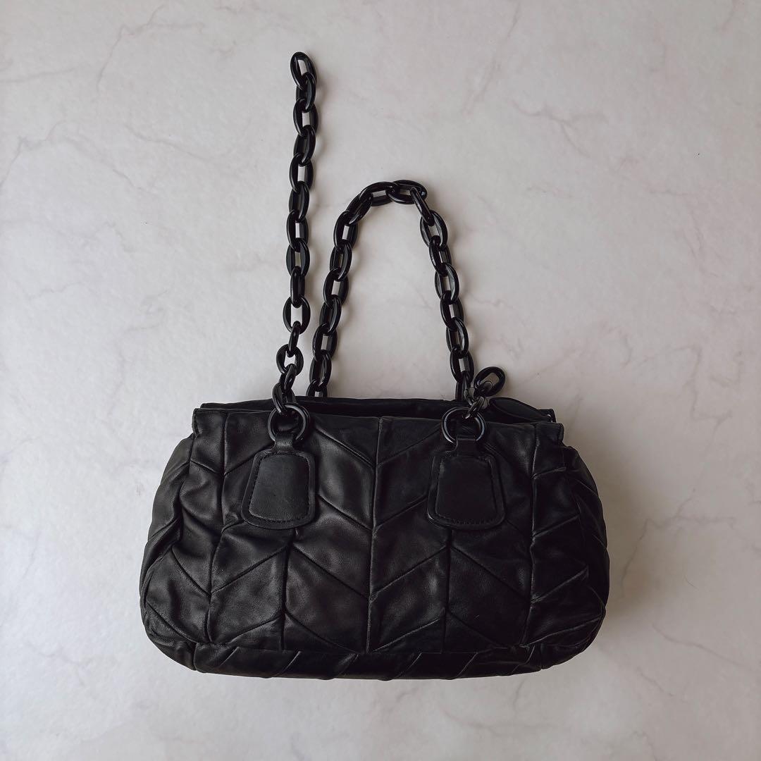 MIUMIU ブラックレザー キルティング チェーン 黒 ショルダーバッグ