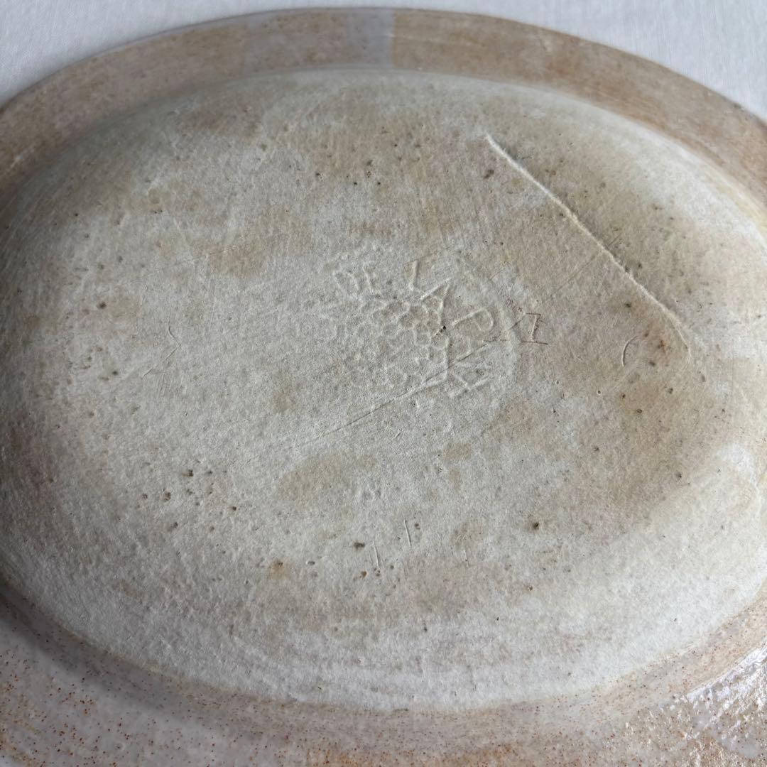 鹿児島睦　楕円　オーバルプレート　器　皿　鳩　ツバメ　鳥　草花　かごしままこと