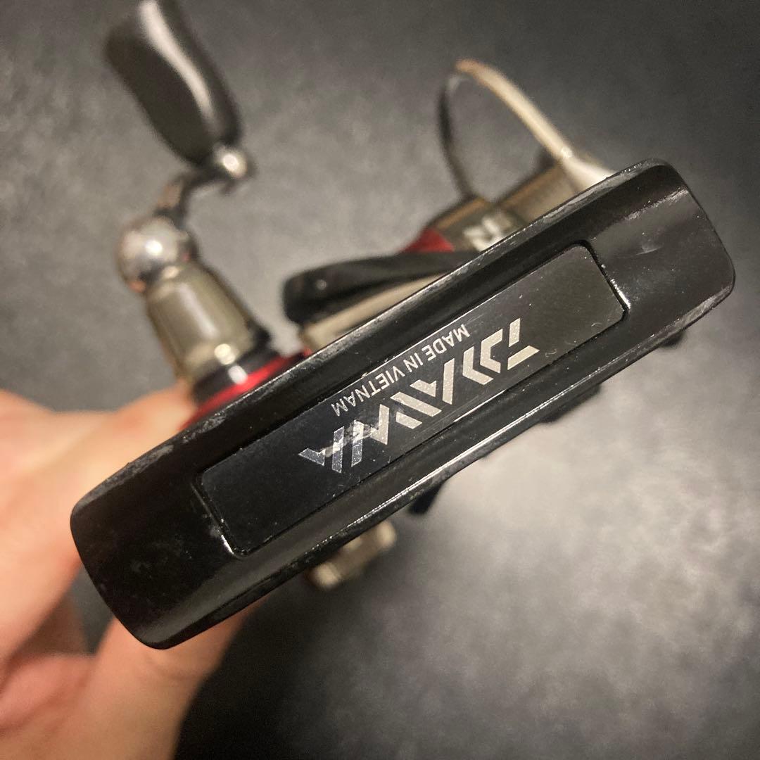 月下美人　ダイワ　MX 2004 スピニングリール 黒/赤