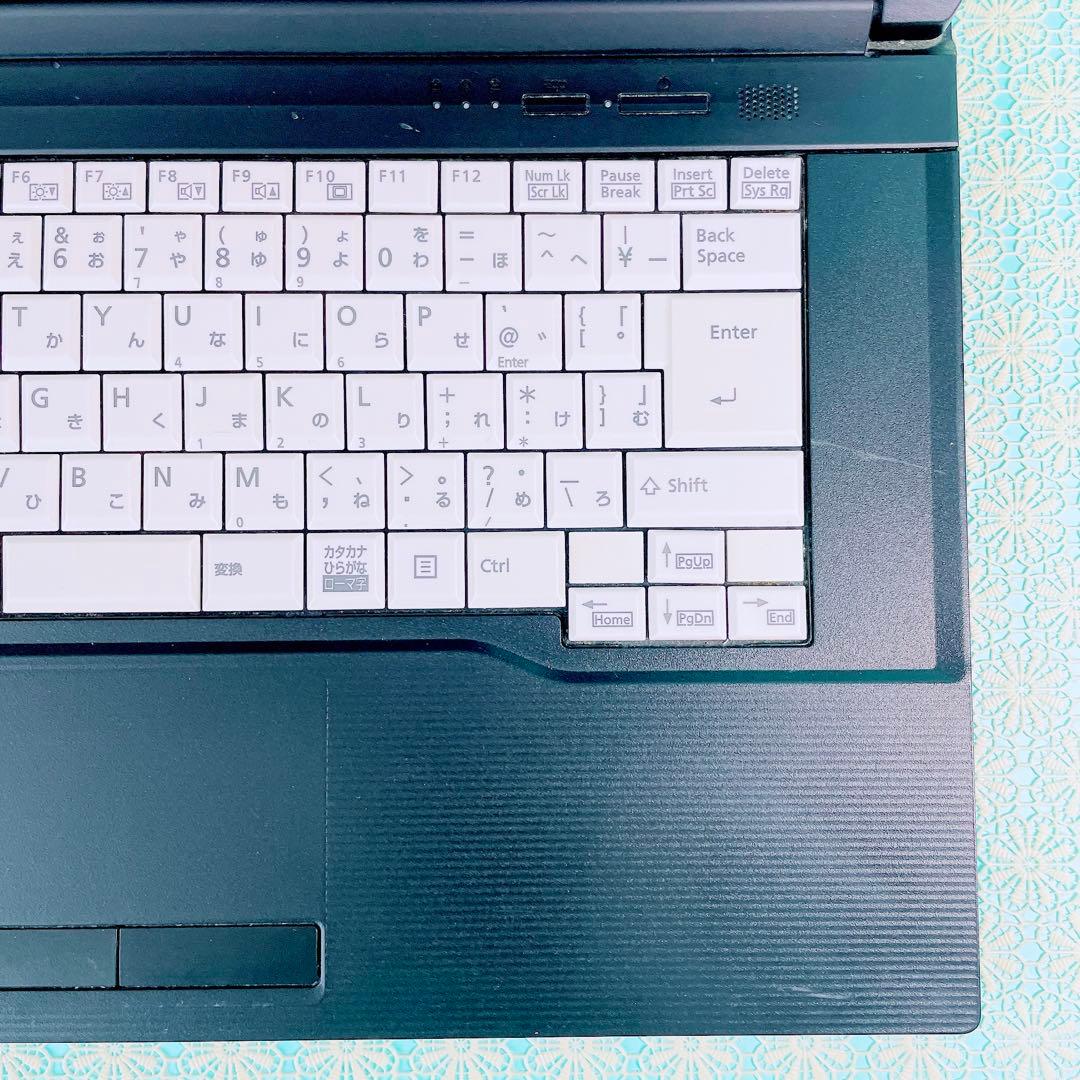 今だけ特別価格‼️初心者おすすめ❣️初期設定済みですぐ使える黒ノートパソコンSSD