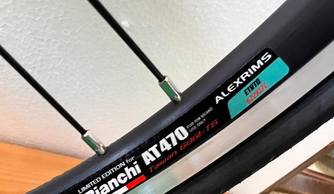 新品タイヤ ホイールセット　ビアンキ 純正　AT470 700c