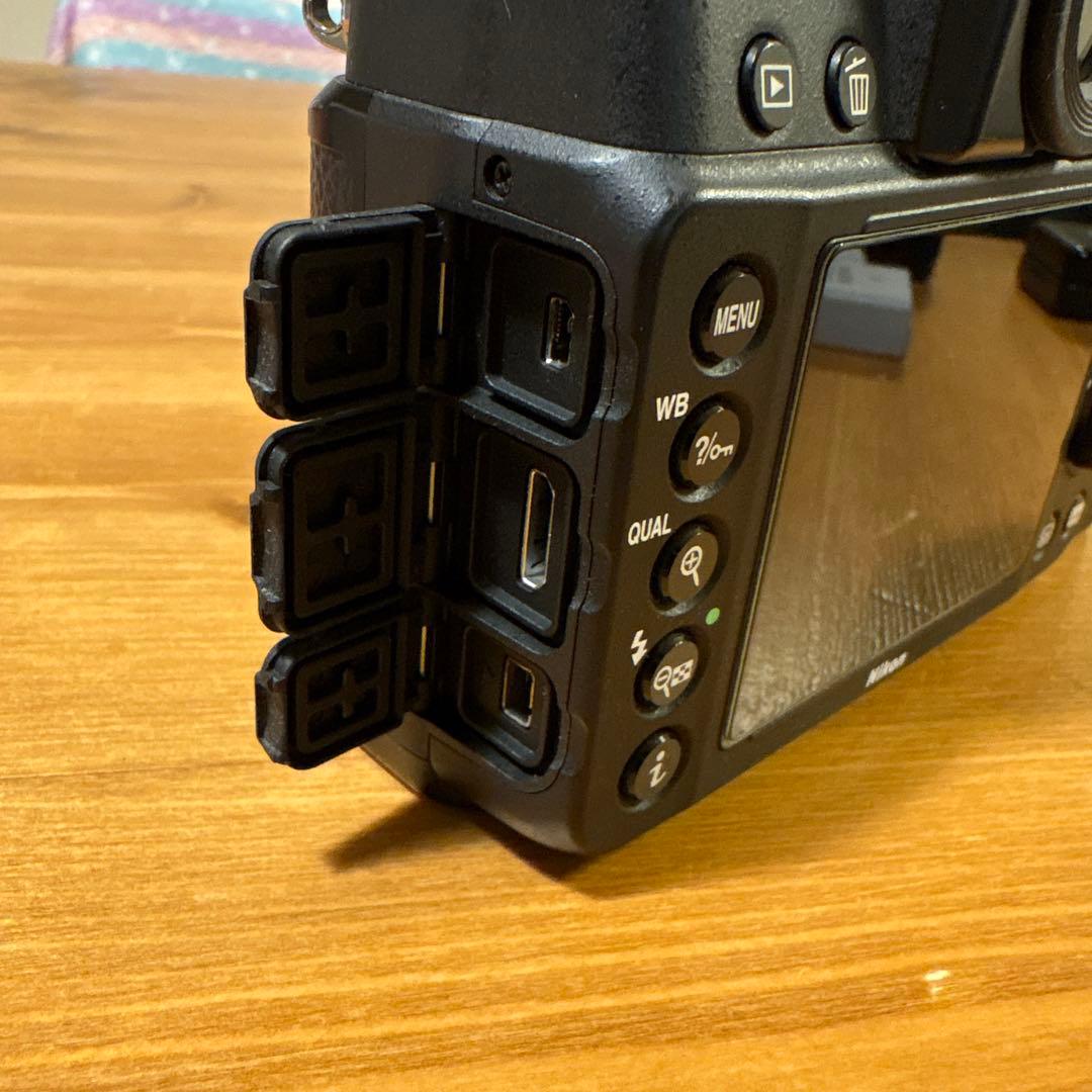 Nikon Df デジタル一眼レフカメラ