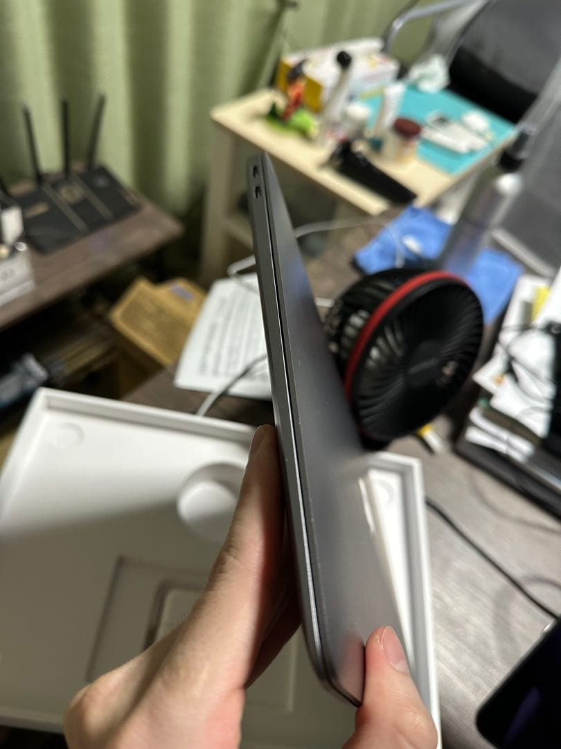 MacBook Air M1 8GB / 256GB SSD (13インチ)