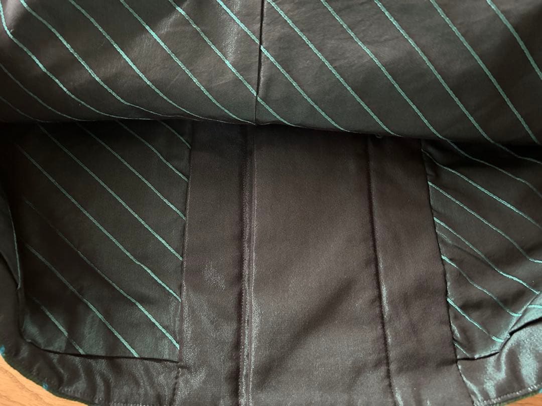 イッセイミヤケ　　フード付き厚手半コート